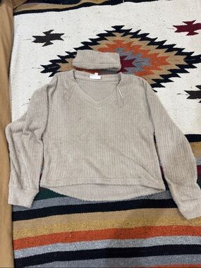 Cozy Rib-Knit V-Neck Sweater in Beige